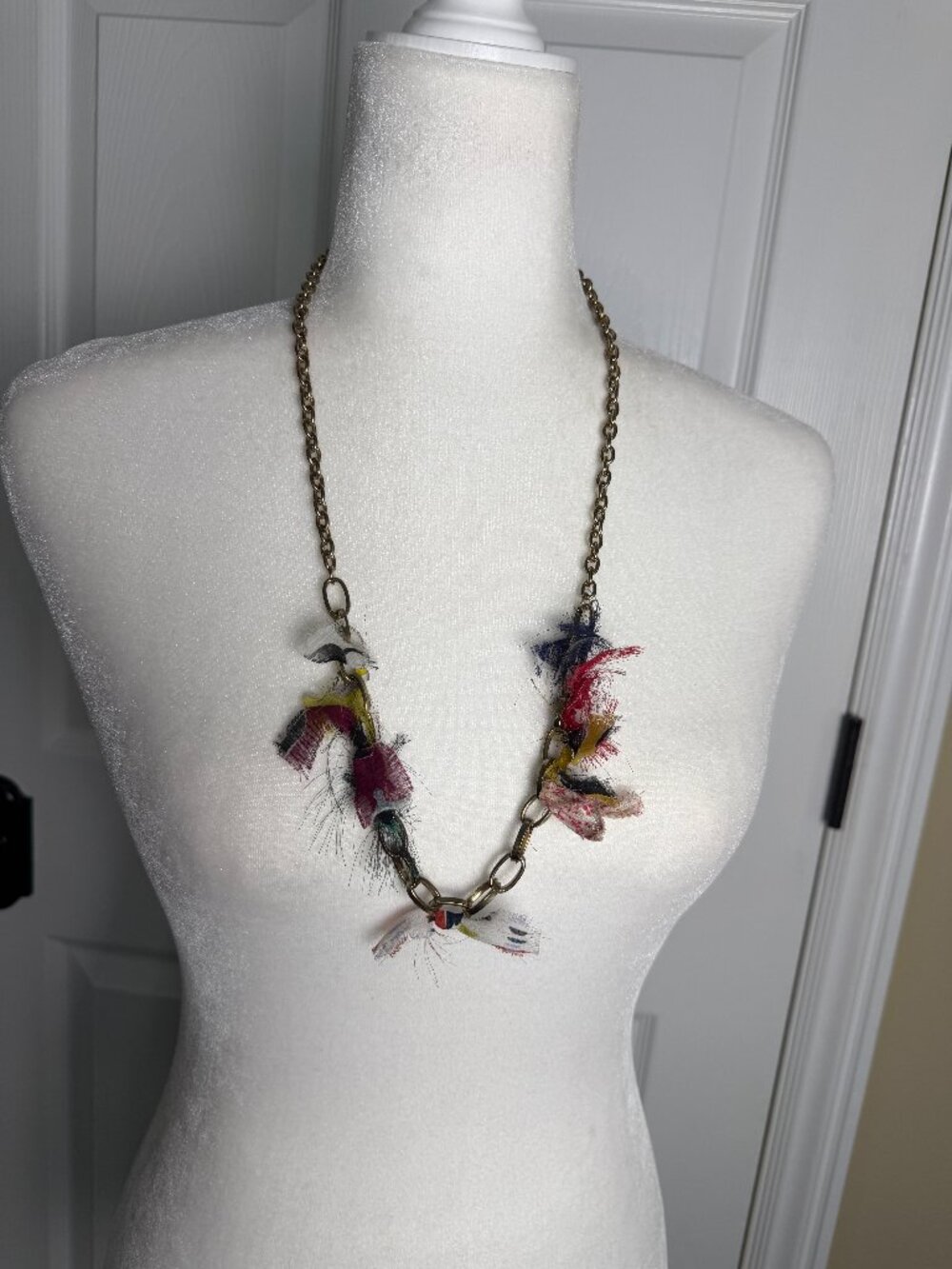 Vintage Chunky Chain Necklace with Chiffon Ribbon Detail